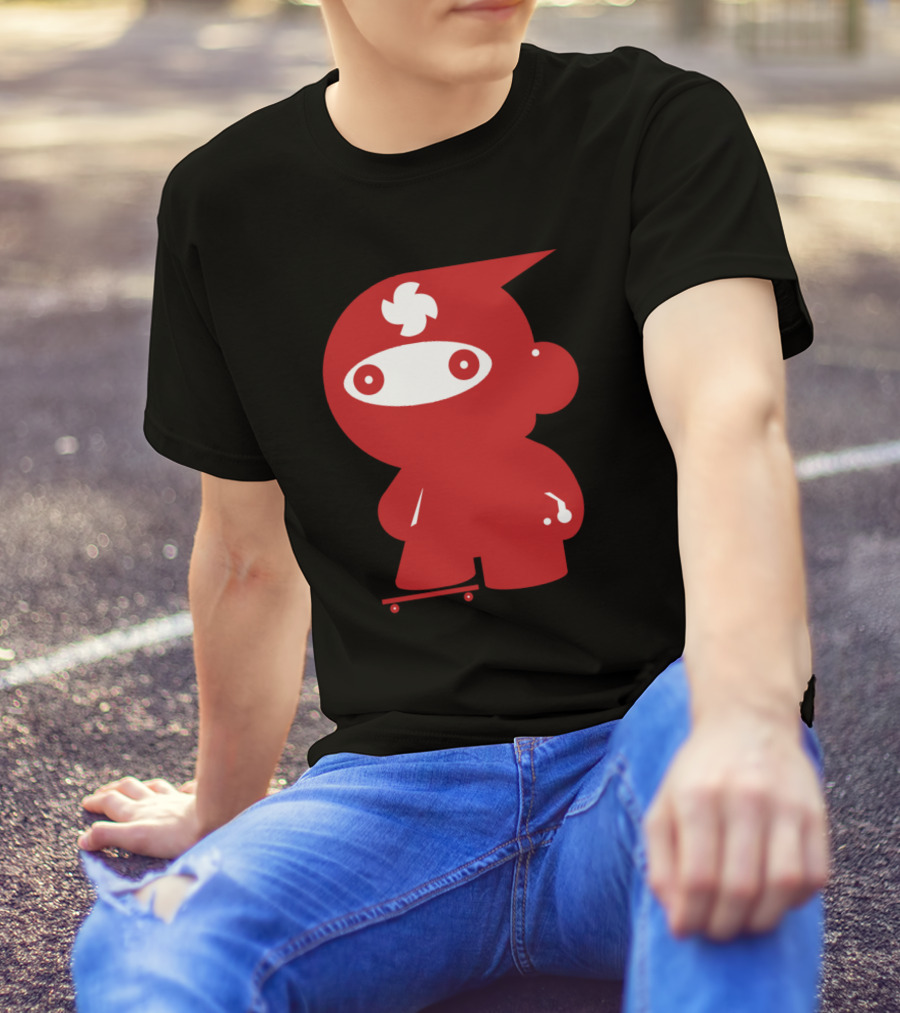 Red Ninja Skateboarding Icon Art Ninja Warrior T-Shirt