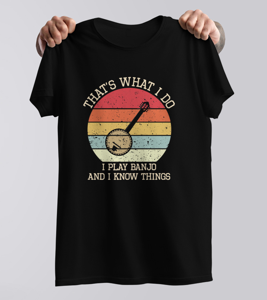 That's What I Do I Play Banjo And I Know Things Retro Stripes Banjo Circle T-Shirt