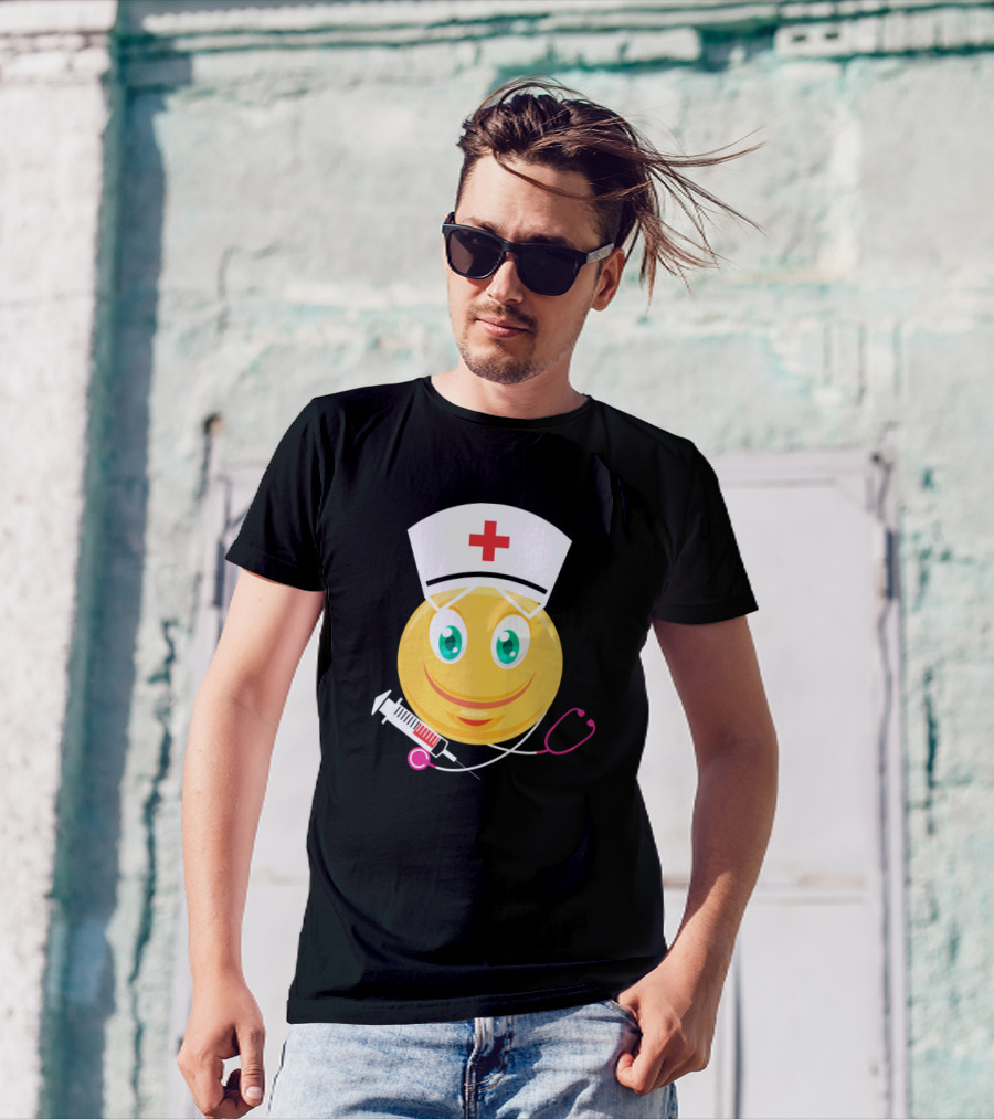 Love Cute Nurse Mom Emoji I Am A Nurse Stethoscope Syringe T-Shirt