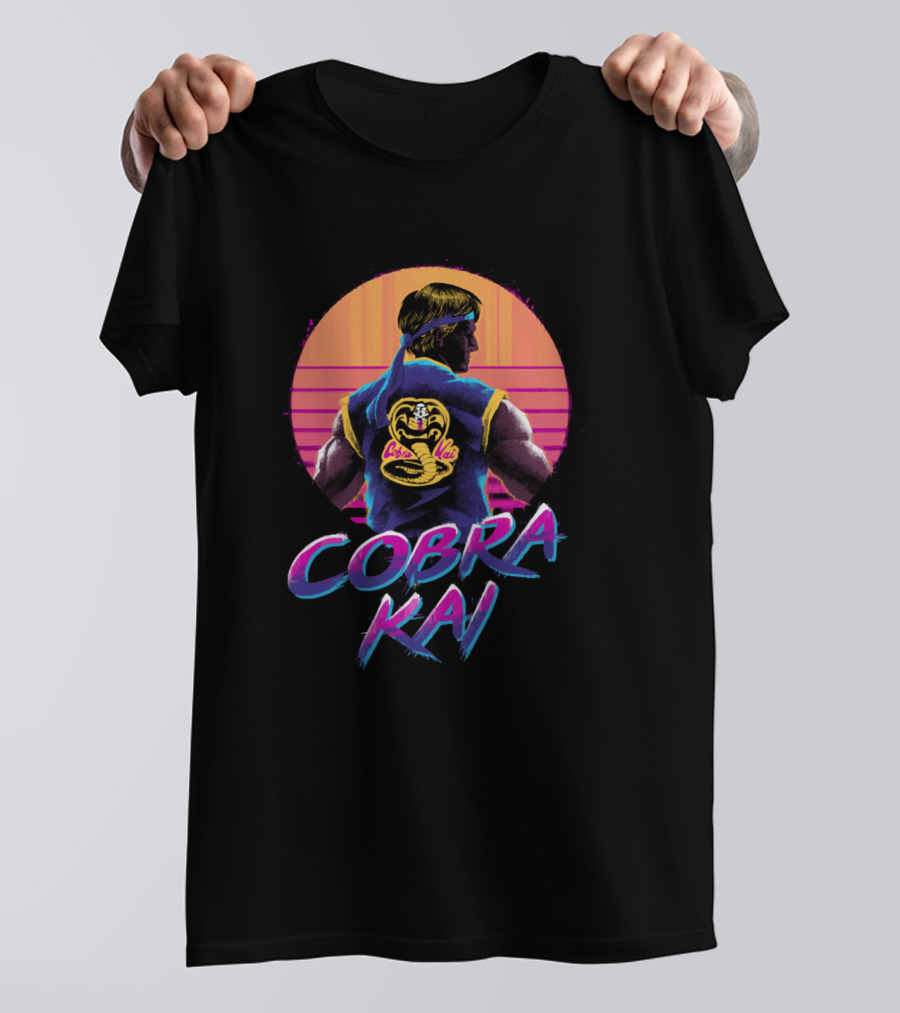 Cobra Kai Retro Rad Vintage Style Cobra T-Shirt
