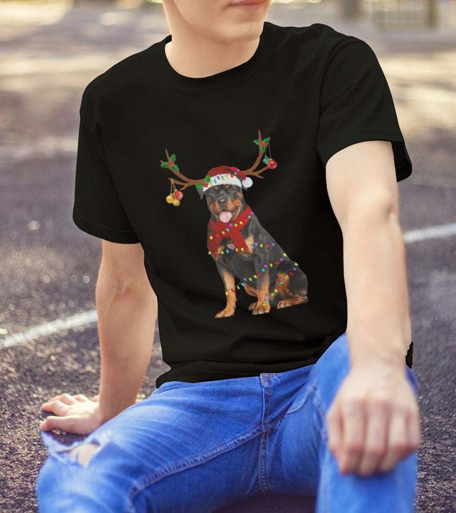 Rottweiler Reindeer Antlers Santa Hat Christmas Ornaments Lights T-Shirt