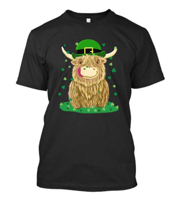 Scottish Highland Cow With Shamrocks And St Patrick's Day Hat T-Shirt