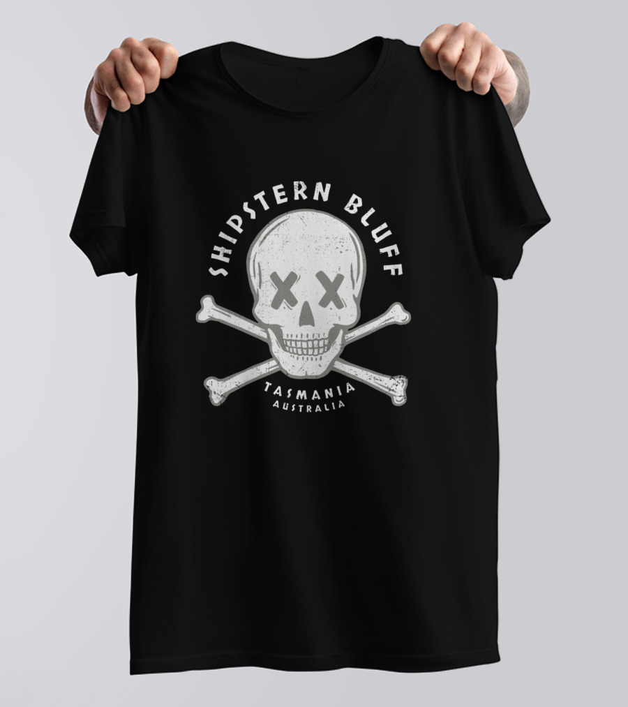 Shipstern Bluff Skull And Crossbones Tasmania Australia T-Shirt
