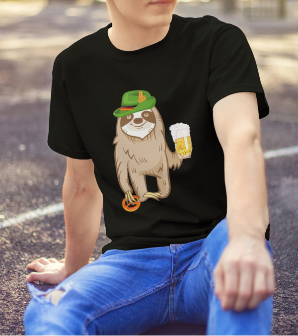 Sloth Oktoberfest German Hat Lazy Animal Costume With Beer And Pretzel T-Shirt