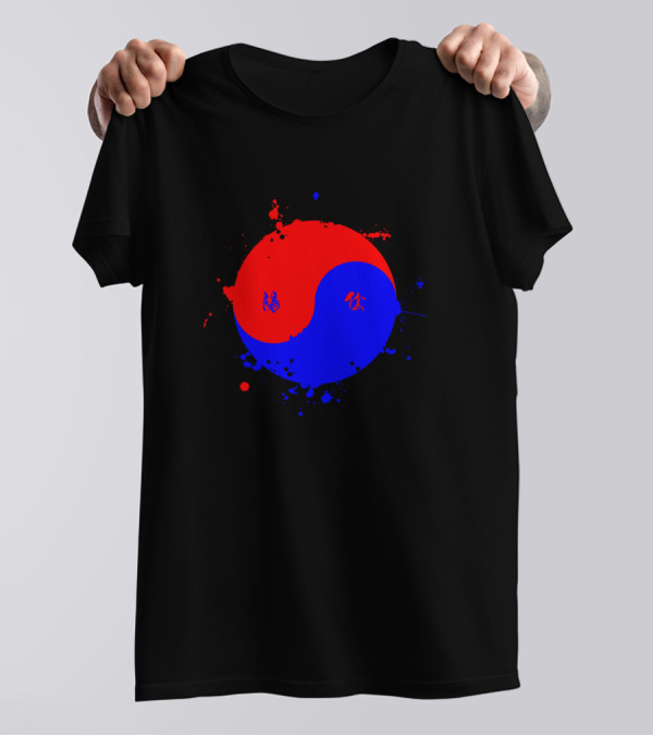 Taegeuk Korean Yin Yang Symbol In Red And Blue Splash T-Shirt