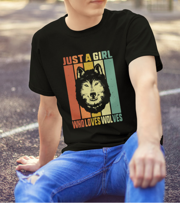 Just A Girl Who Loves Wolves Retro Wolf T-Shirt