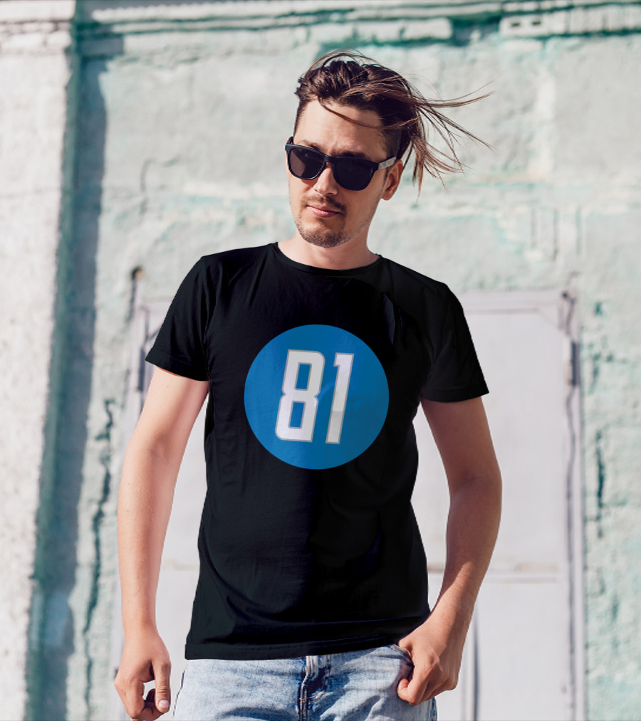 Calvin Johnson 81 Detroit Football Blue Circle T-Shirt