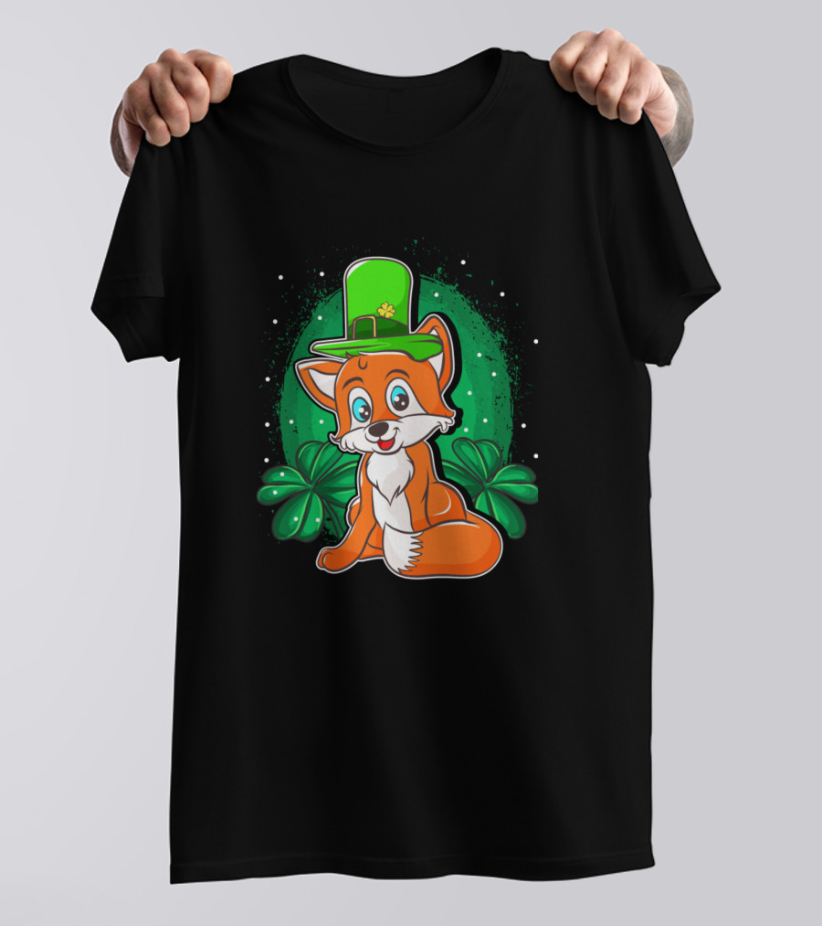 St Patricks Day Lucky Green Shamrock Fox With Leprechaun Hat T-Shirt