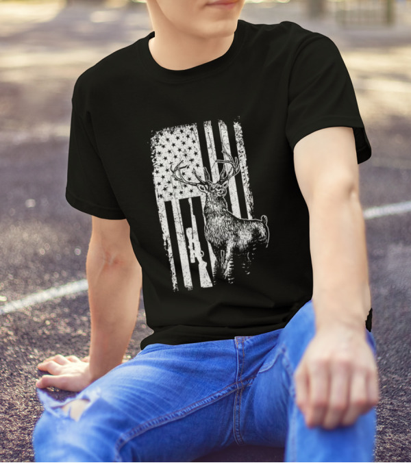 Deer Hunting American Flag Rifle Hunter Lover T-Shirt