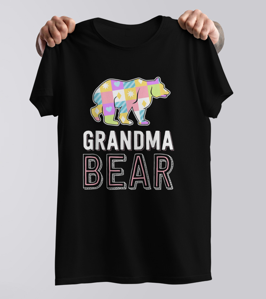 Grandma Bear Quilting Women Craft Quilt Sewing Patchwork Colors T-Shirt