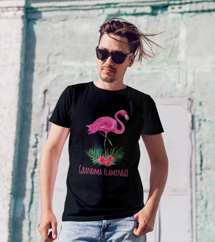 Grandma Flamingo Funny Mors Day From Grandchi Pink Flamingo Floral Tropical T-Shirt