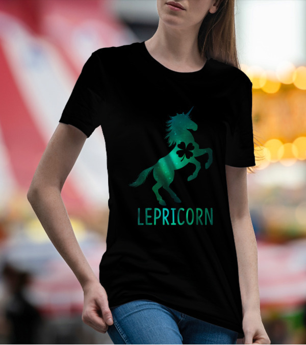 Lepricorn Unicorn Leprechaun Galaxy Shamrock Fantasy T-Shirt