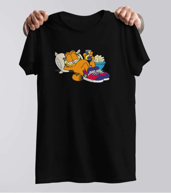 Garfield Can't Talk Right Now Doing Hot Girl Shit T-Shirt