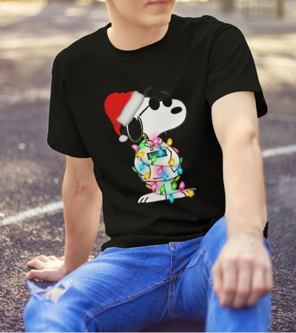 Snoopy Santa Hat Wrapped In Christmas Lights Sunglasses Smirk T-Shirt