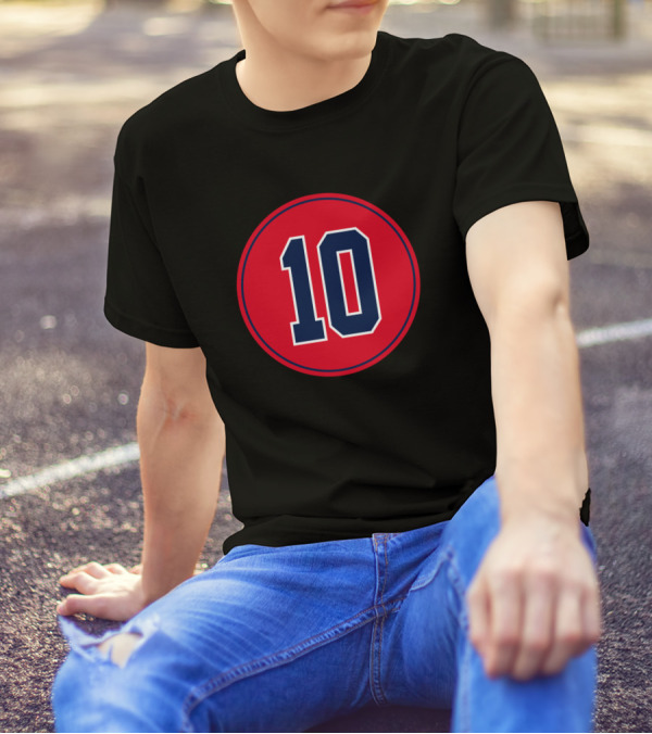 Chipper Jones Number 10 Baseball Player Red Circle T-Shirt