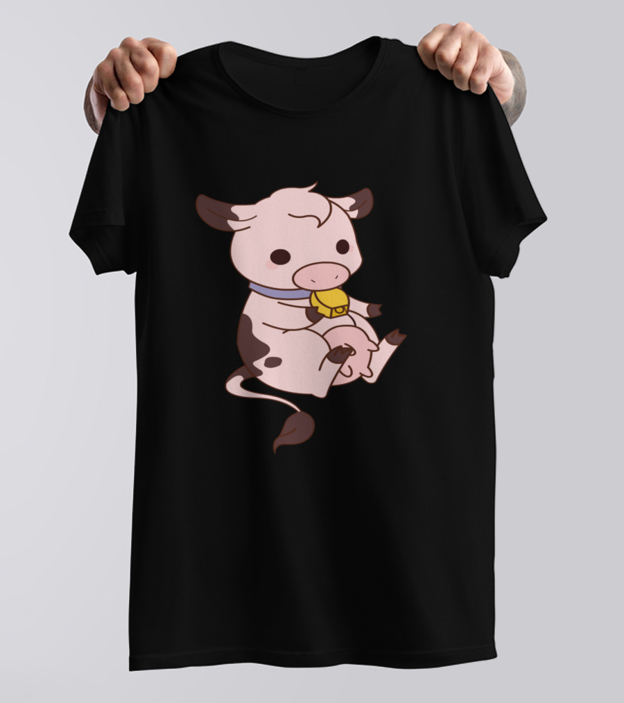 Cows Milk Strawberry Cow With Strawberry Flavor Cute Cartoon Cow T-Shirt
