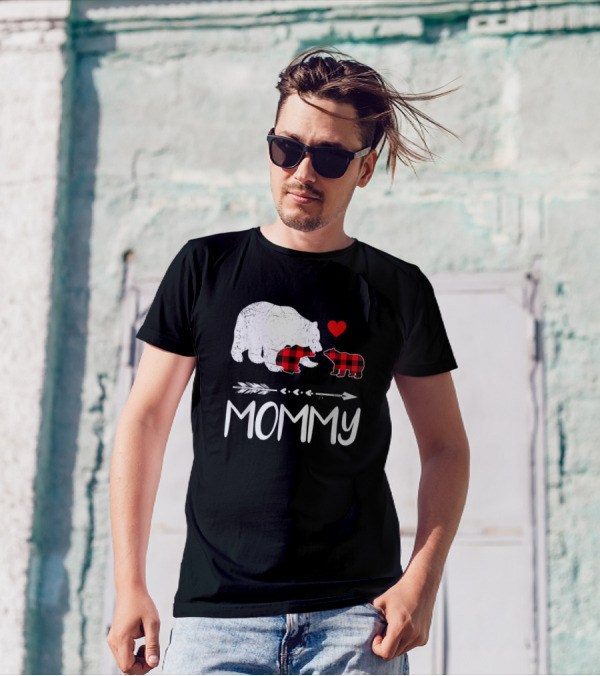 Mommy Bear Red Plaid Cubs With Heart And Arrow T-Shirt