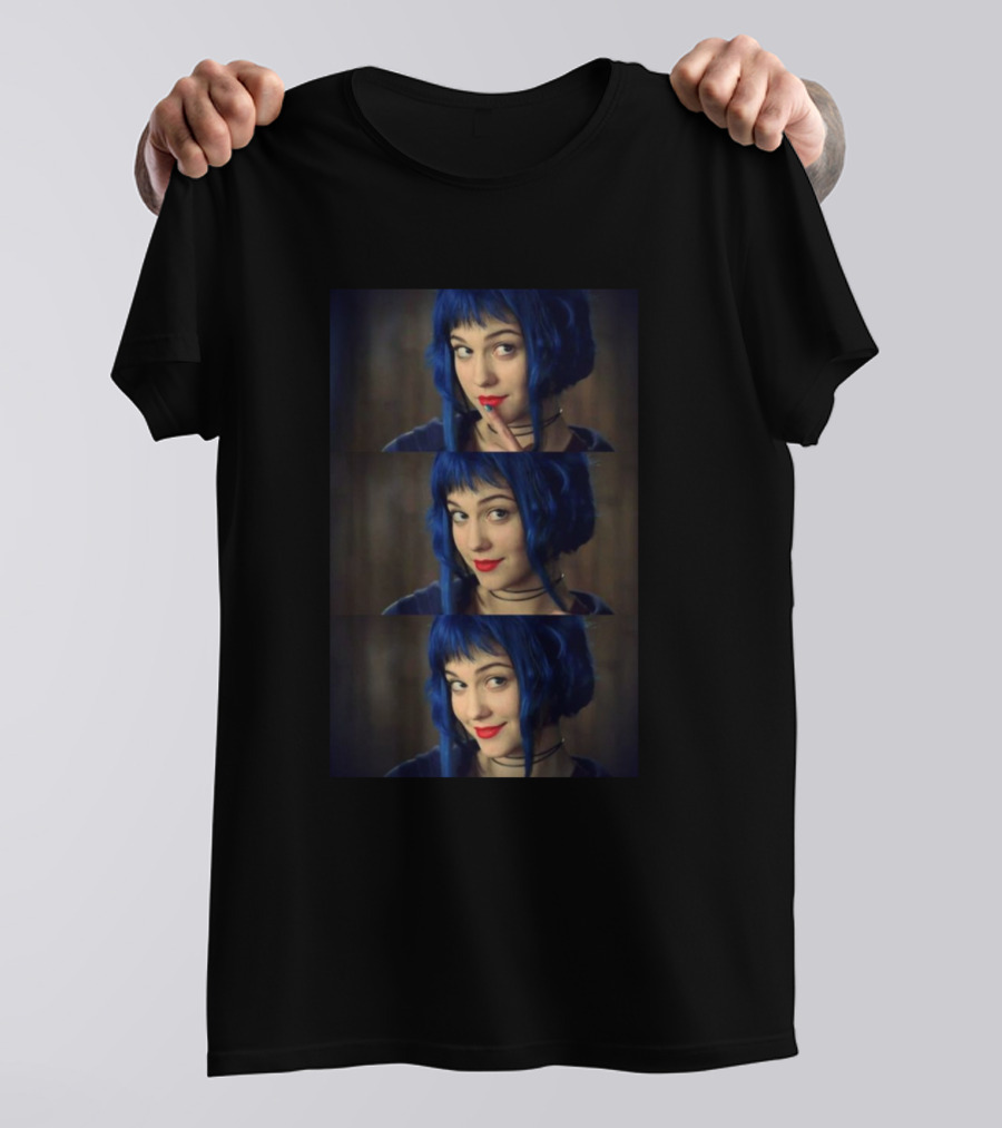 Reno De Navidad Blue Hair Girl Trio Expressions T-Shirt