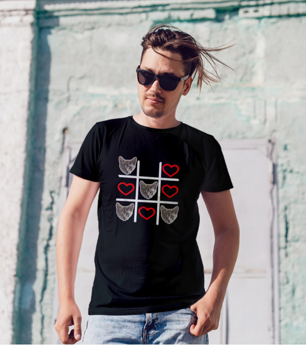 Tic Tac Toe Hearts Cat Funny Kitty Lover T-Shirt
