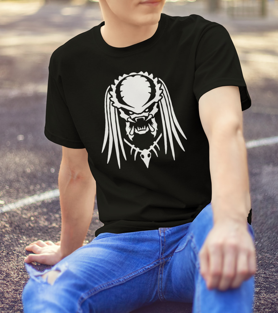Predator Yautja Mask Icon Jungle Hunter T-Shirt