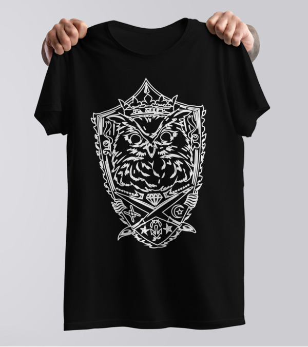 White Owl Kingdom Emblem Giant Bird Crest T-Shirt
