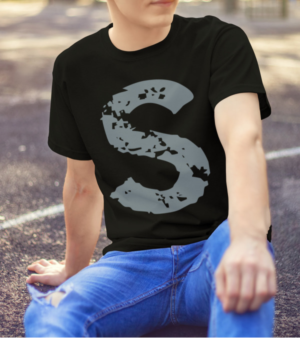Jones Distressed S T-Shirt