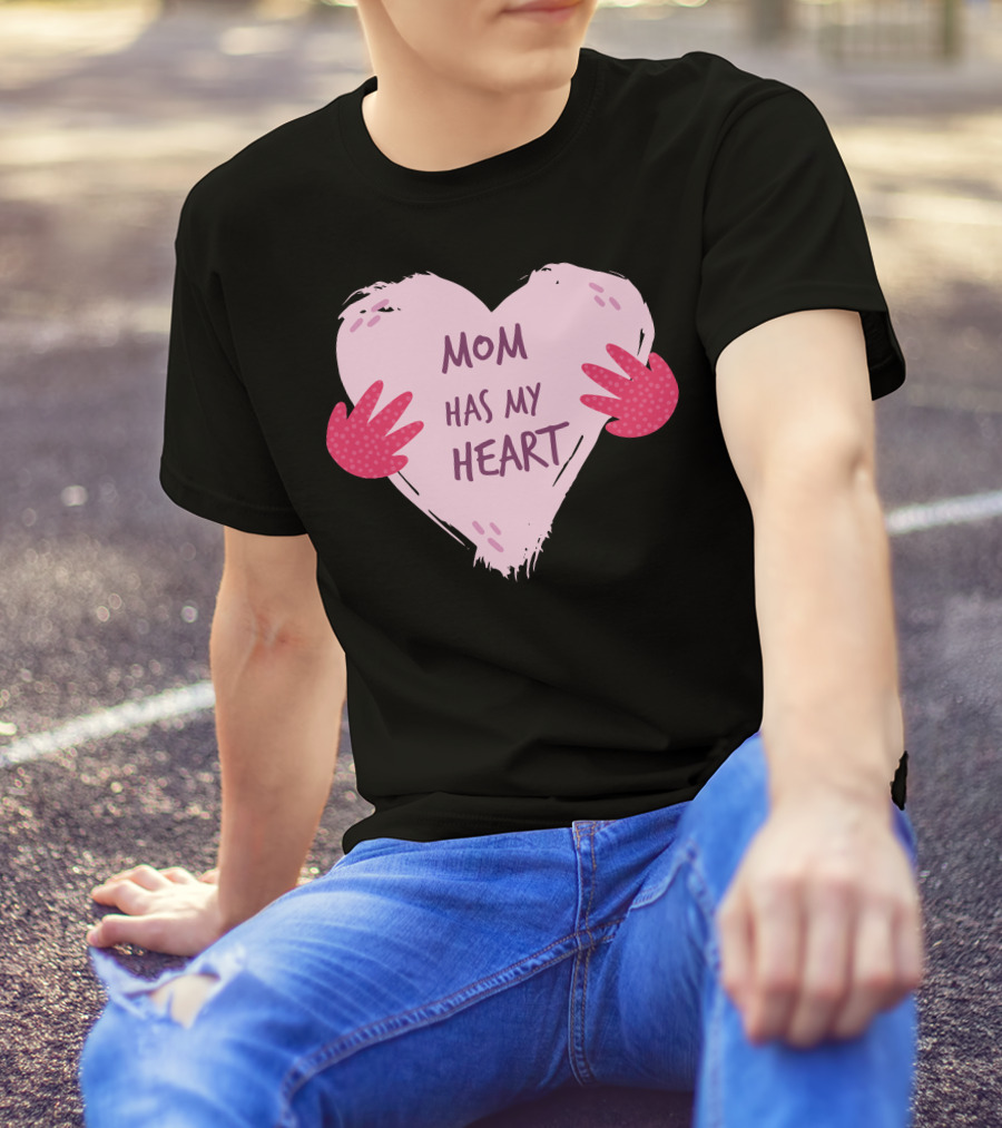 Mom Has My Heart Pink Heart With Red Hands T-Shirt
