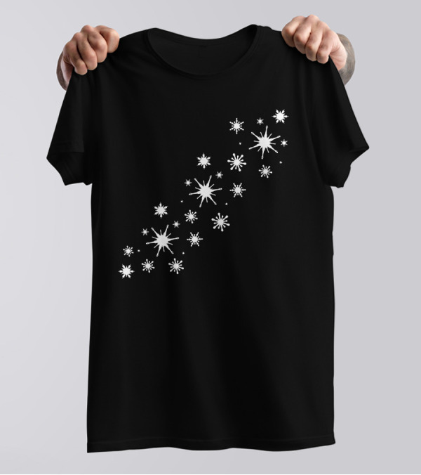 Oblique Snowflakes Pattern Winter Time T-Shirt