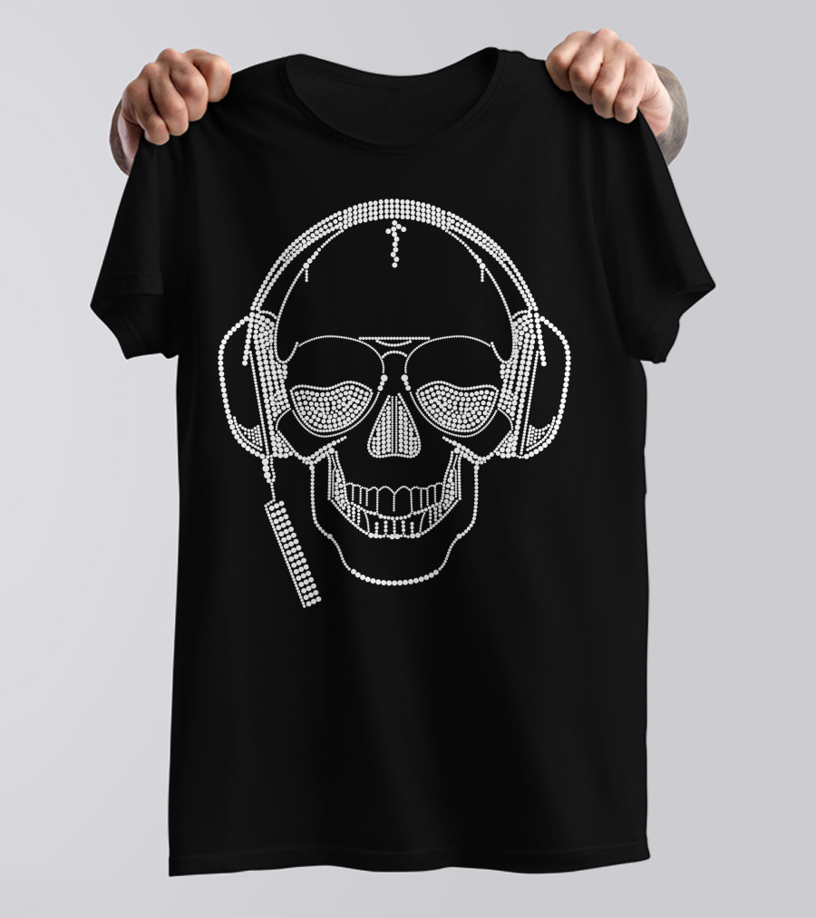 Pearl Skull Headphones Music Beads T-Shirt