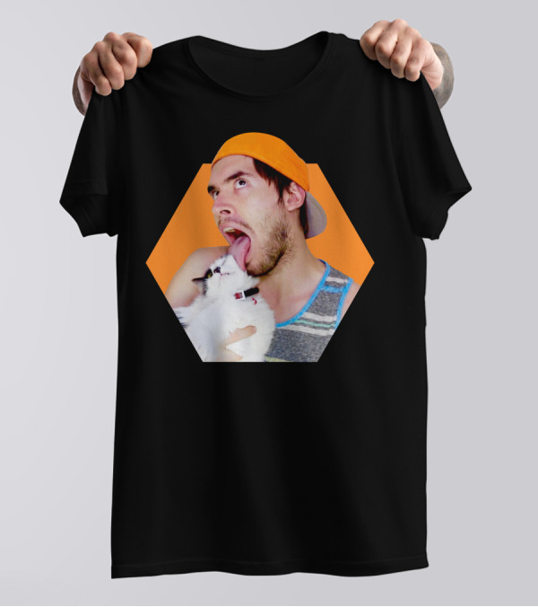 Holasoygerman Licking Cat Hexagonal Photo Orange Hat Tank Top T-Shirt