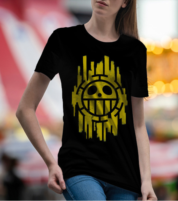 One Piece Trafalgar Law Jolly Roger Yellow Heart Pirates Emblem T-Shirt