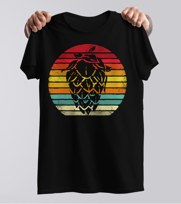 Vintage Hops Leaf Beer Brewing IPA Retro Sunset Stripes T-Shirt