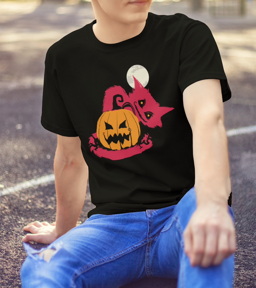 Halloween Pumpkin Cat With Moon And Mischievous Grin T-Shirt