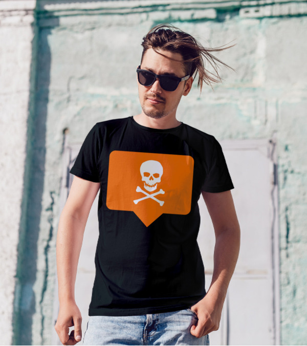 I Hate Insta Skull And Crossbones Notification T-Shirt