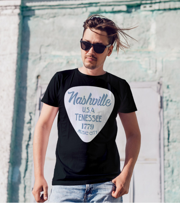 Nashville USA Tennessee 1779 Music City Guitar Pick T-Shirt