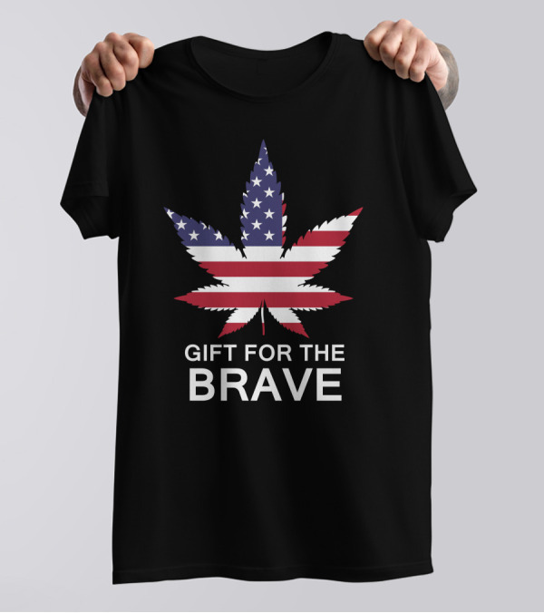 Gift For The Brave USA Flag Leaf T-Shirt