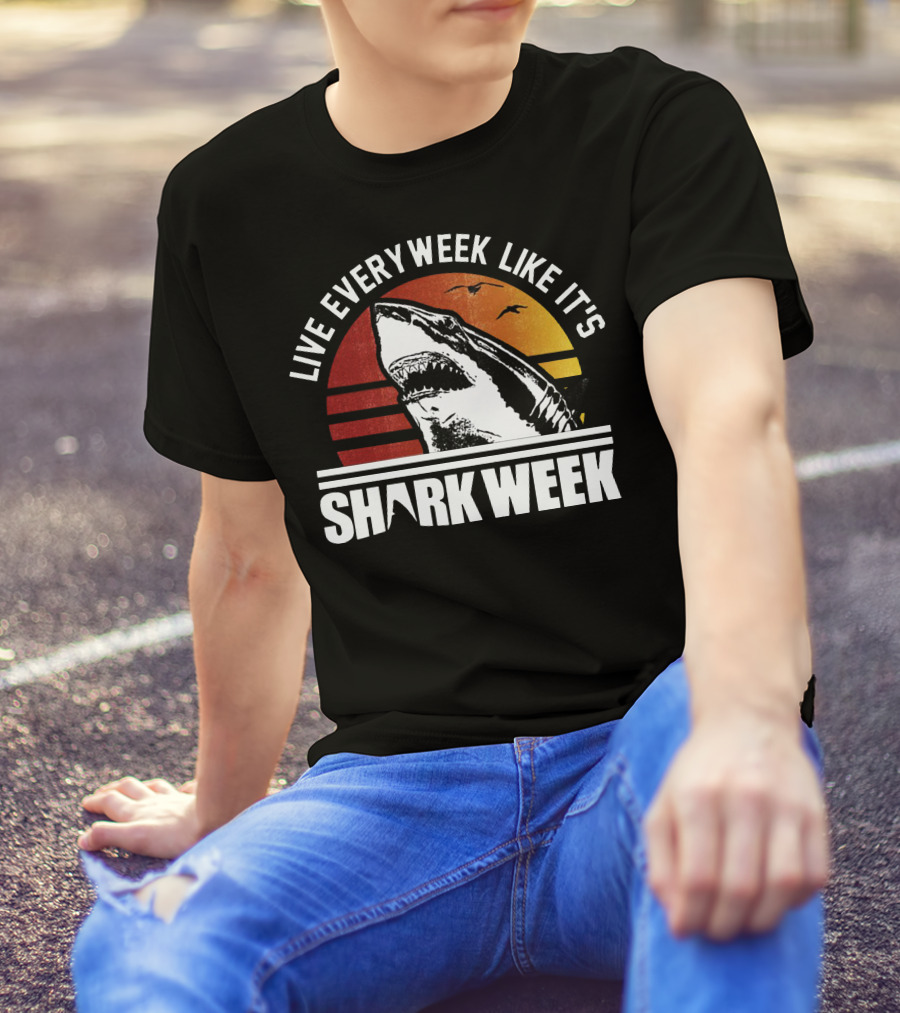 Live Every Week Like It's Shark Week Vintage Retro Sunset T-Shirt