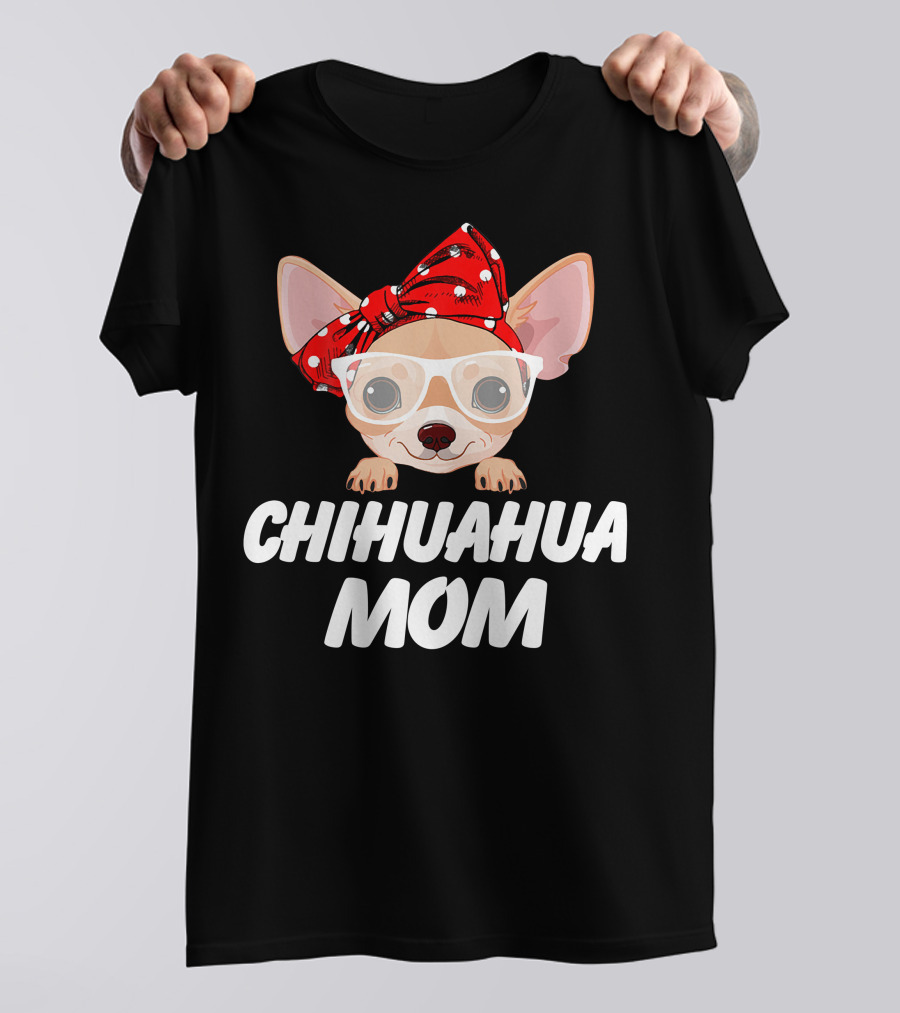 Chihuahua Mom Glasses And Red Bandana T-Shirt