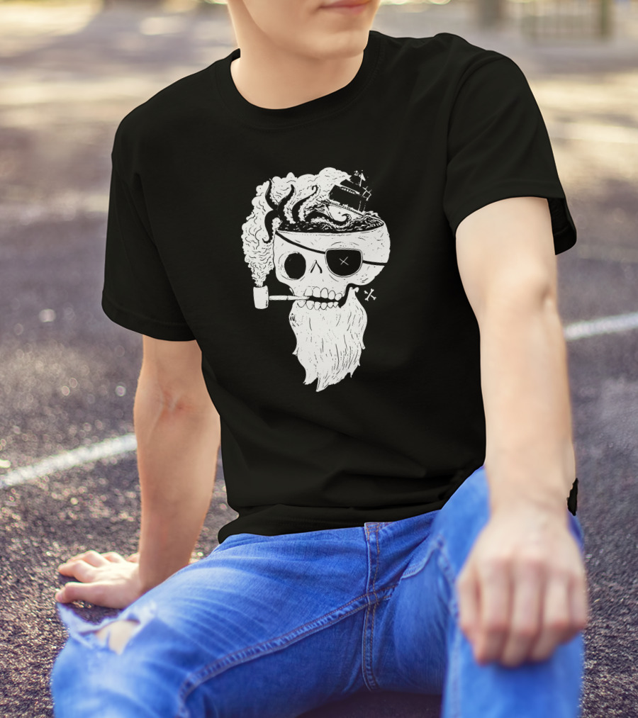 Dead Beard Pirate Skull With Pipe And Ship On Brain T-Shirt