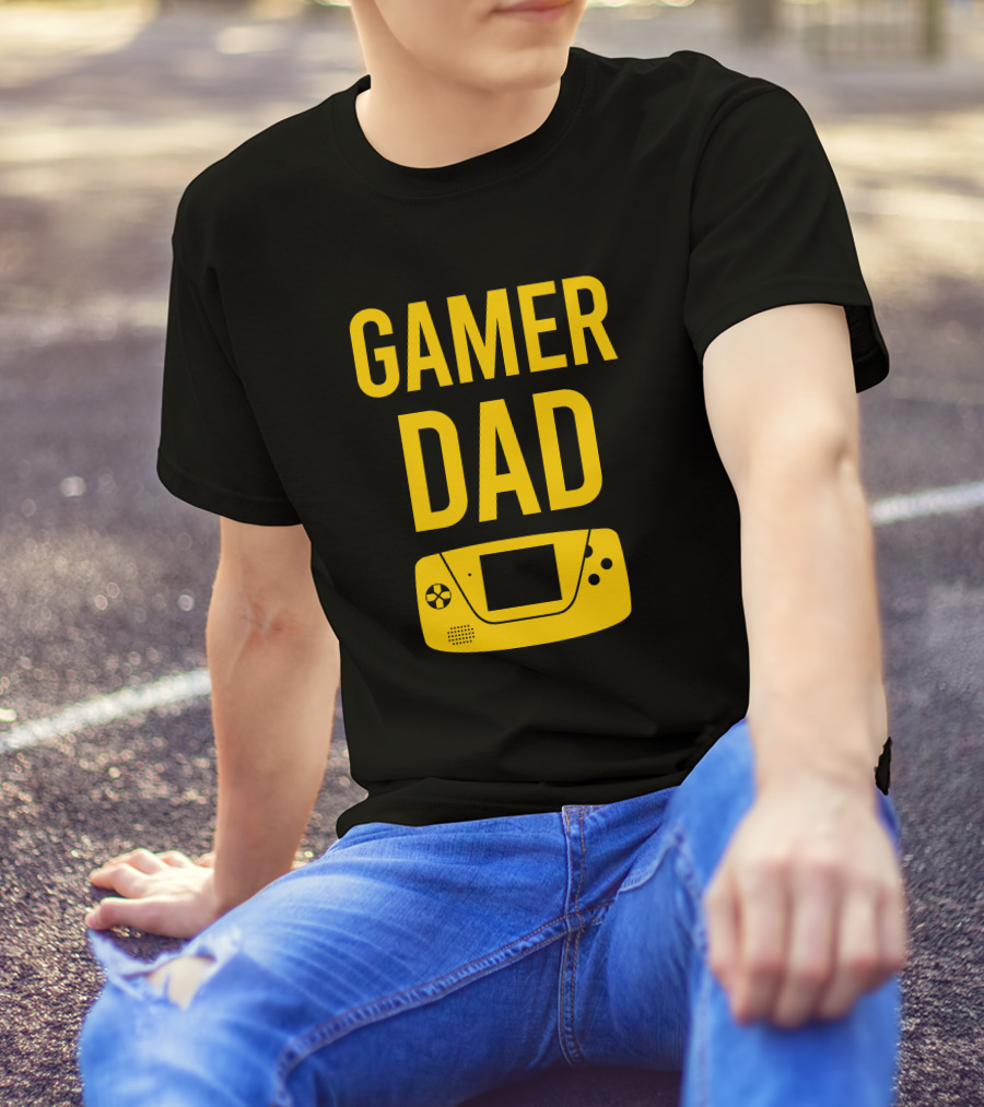 Gamer Dad Retro Handheld Console T-Shirt