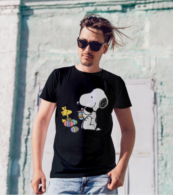Peanuts Snoopy Woodstock Painting Colorful Easter Eggs T-Shirt