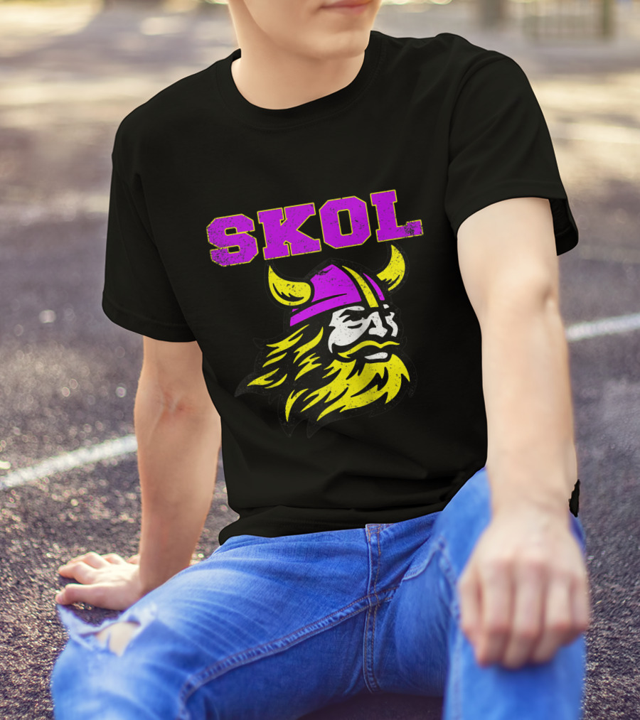 Skol Nordic Scandinavian Viking Helmet Warrior T-Shirt