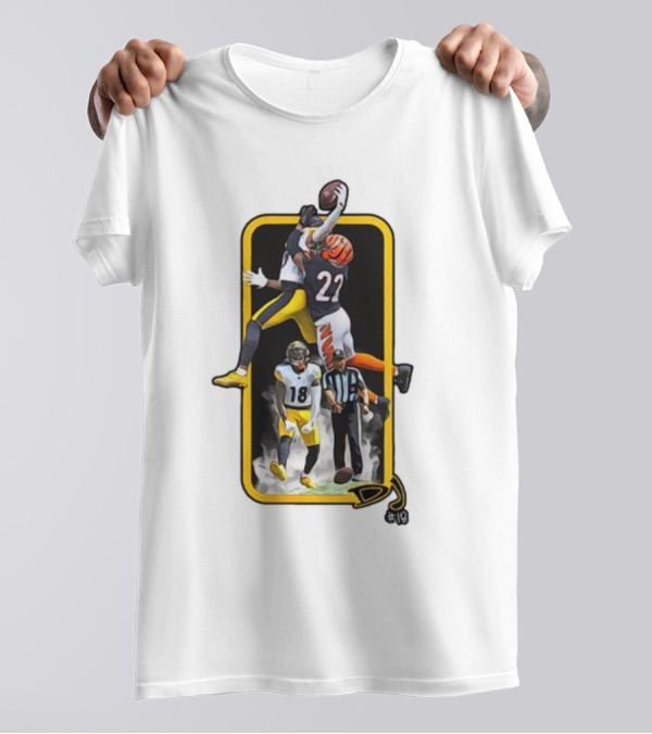 DJ #18 Big Play Football Match Jump Clash T-Shirt
