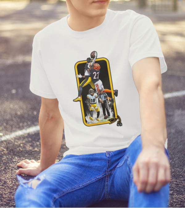 DJ #18 Big Play Football Match Jump Clash T-Shirt
