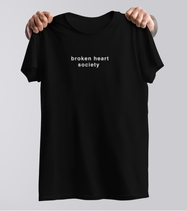 Terno Rei Broken Heart Society Minimalist T-Shirt