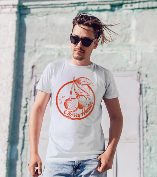 Cherry Hunter Vintage Retro Design Cherries T-Shirt
