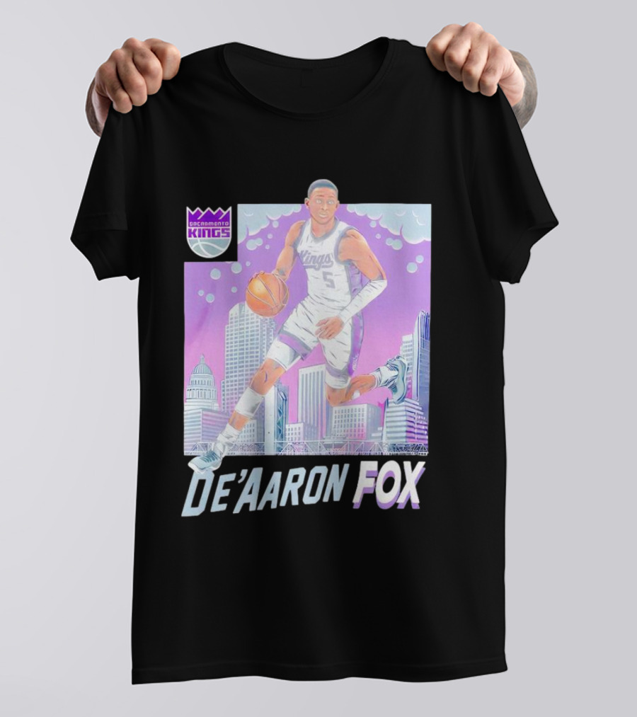 Sacramento Kings De’Aaron Fox Basketball City Skyline Kings T-Shirt