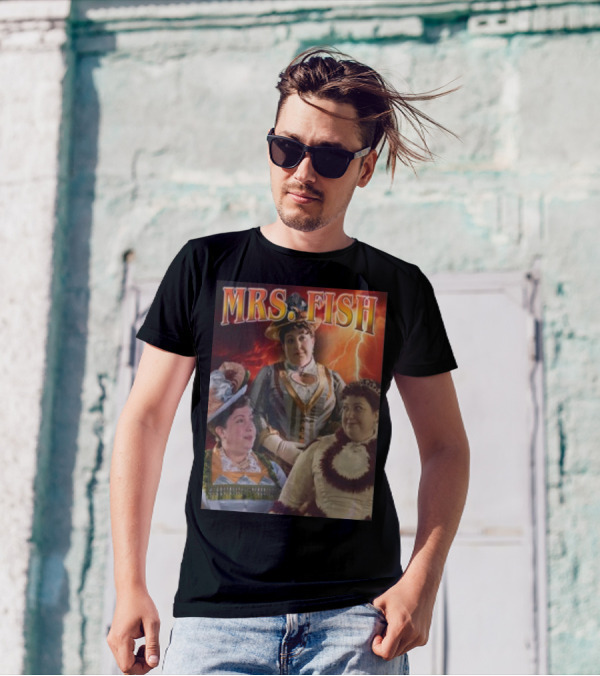 MRS. FISH Victorian Style Lightning Background Portraits T-Shirt