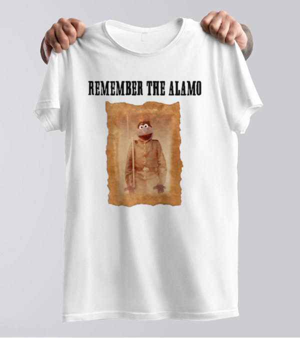 Lucca International Remember The Alamo Historical Muppet Soldier T-Shirt