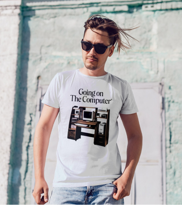 Going On The Computer In Loving Memory 1995-2207 Retro Desktop Setup T-Shirt